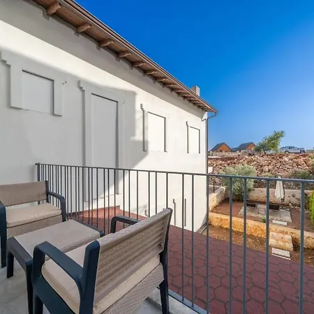 Villa Leyla - Center