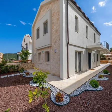 Villa Leyla - Center