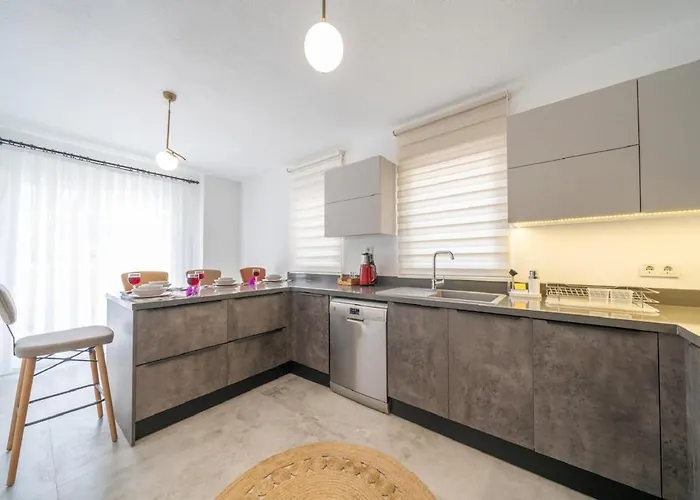 Leyla - Center * Kaş