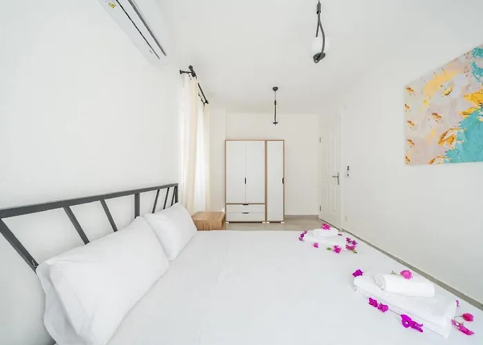 Villa Leyla - Center