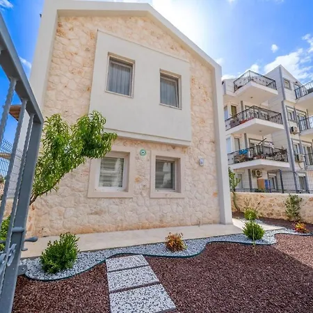 Leyla - Center Villa *